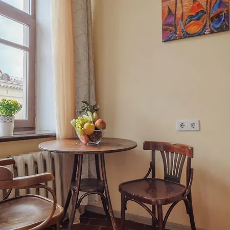 On Internatsionalnaya 15 Apartment